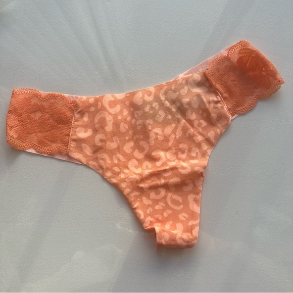 NIB Victoria’s Secret Pink No Show Lace Trim Thong Undies Orange Leopard Print - Picture 1 of 6